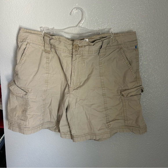 Khaki cargo shorts sz 14 - Picture 4 of 4